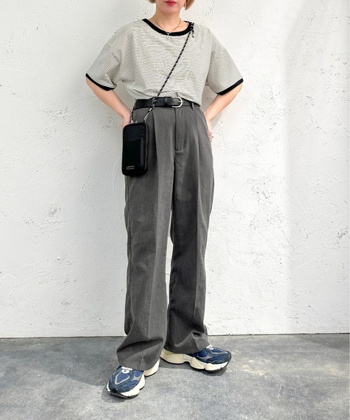 apres jour mignon(アプレジュールミニョン)の「マルチショルダーバッグ【ZOZOTOWN限定アイテム】(ショルダーバッグ・レディース・ブラック/ダークブラウン・フリー)」の4枚目の写真