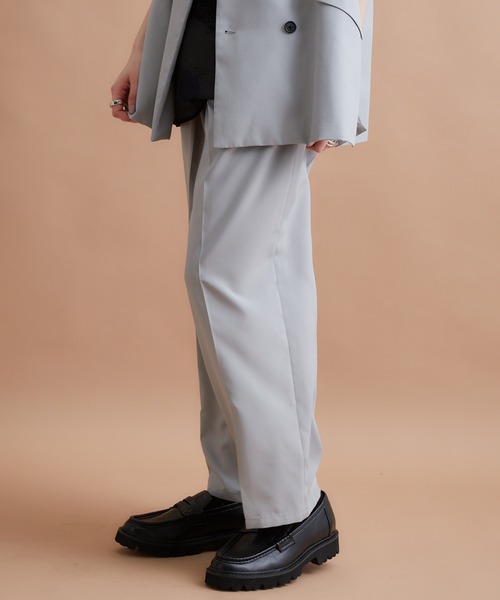 JUNRED(ジュンレッド)の「セットアップ対応 / エアスルーインタックワイドストレートパンツ(スラックス・メンズ・ブラック/グレー/グリーン系その他/ブルー系その他3・S/M/L)」の8枚目の写真