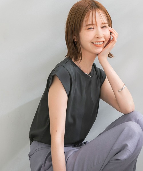 URBAN RESEARCH ROSSO WOMEN（アーバンリサーチ　ロッソ）の「フレンチTシャツ（Tシャツ/カットソー・レディース・ブラック/チャコールグレー/ピンク/ブルー系その他/オフホワイト/ブラウン・FREE）」の3枚目の写真