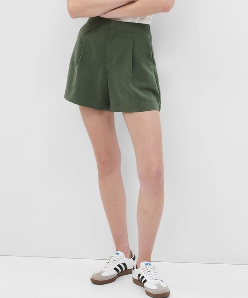 GAP(ギャップ)の「SoftSuit テンセル(TM) リヨセル ショートパンツ(その他パンツ・レディース・その他/ブラック/ブラウン/グリーン・0/10/6/2/8/000/4/00)」の1枚目の写真