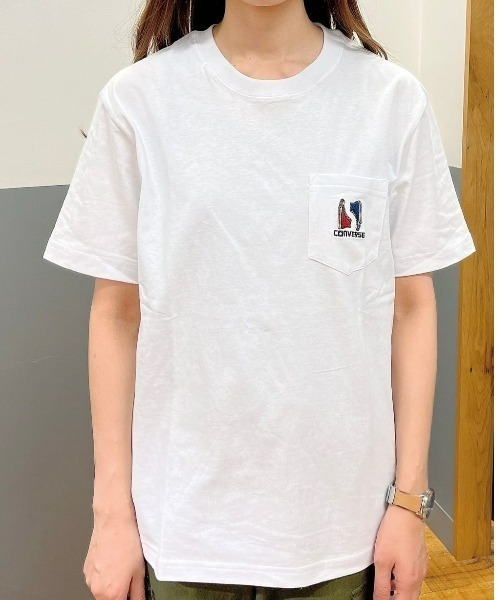 CONVERSE(コンバース)の「【CONVERSE】シューズアートTシャツ(Tシャツ/カットソー・メンズ・ライトベージュ/ホワイト×グリーン/ホワイト×グレー/ブラック/サックスブルー/ブラック×ホワイト/ホワイト×イエロー/ベージュ/ホワイト/ホワイト×ホワイト/ホワイト×カーキブラウン/グリーン・L/XL/S/M)」の6枚目の写真