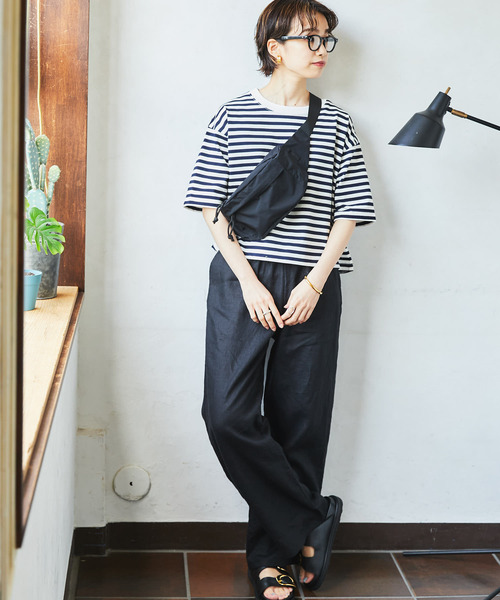 URBAN RESEARCH（アーバンリサーチ）の「LAMPEYE　コットンナイロンボディバッグ（ボディバッグ/ウエストポーチ・レディース・ブラック/ベージュ・-）」の8枚目の写真