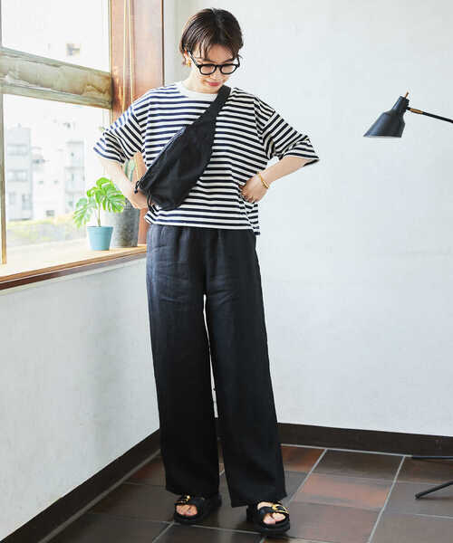 URBAN RESEARCH（アーバンリサーチ）の「LAMPEYE　コットンナイロンボディバッグ（ボディバッグ/ウエストポーチ・レディース・ブラック/ベージュ・-）」の5枚目の写真