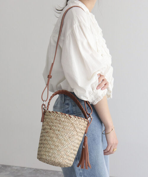 fredy emue(フレディエミュ)の「3wayバケツカゴバッグ(かごバッグ・レディース・キャメル/ブラック・FREE)」の1枚目の写真