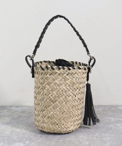 fredy emue(フレディエミュ)の「3wayバケツカゴバッグ(かごバッグ・レディース・キャメル/ブラック・FREE)」の21枚目の写真