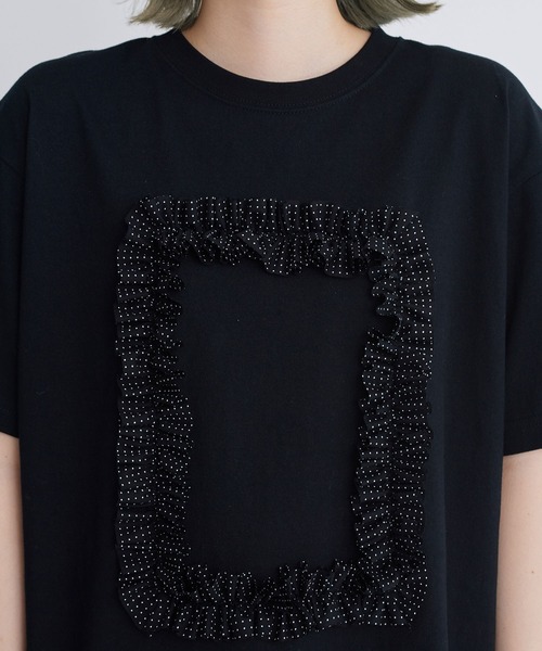 I am I in fact...（アイアムアイインファクト）の「●フリルフレーム　Ｔシャツ（Tシャツ/カットソー・レディース・ブラック/ホワイト・FREE）」の13枚目の写真