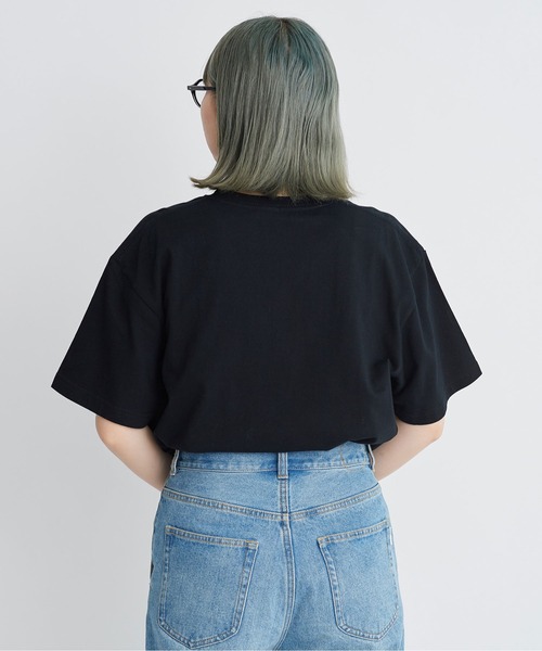 I am I in fact...（アイアムアイインファクト）の「●フリルフレーム　Ｔシャツ（Tシャツ/カットソー・レディース・ブラック/ホワイト・FREE）」の4枚目の写真