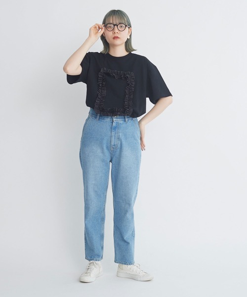 I am I in fact...（アイアムアイインファクト）の「●フリルフレーム　Ｔシャツ（Tシャツ/カットソー・レディース・ブラック/ホワイト・FREE）」の5枚目の写真