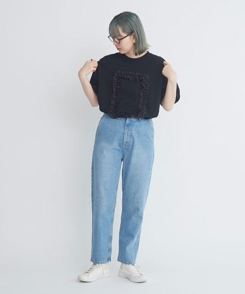 I am I in fact...（アイアムアイインファクト）の「●フリルフレーム　Ｔシャツ（Tシャツ/カットソー・レディース・ブラック/ホワイト・FREE）」の9枚目の写真