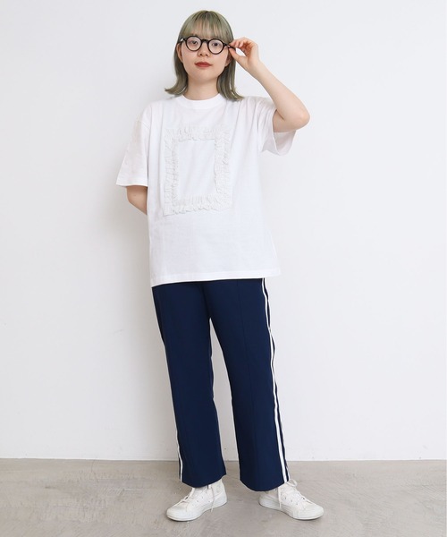 I am I in fact...（アイアムアイインファクト）の「●フリルフレーム　Ｔシャツ（Tシャツ/カットソー・レディース・ブラック/ホワイト・FREE）」の21枚目の写真