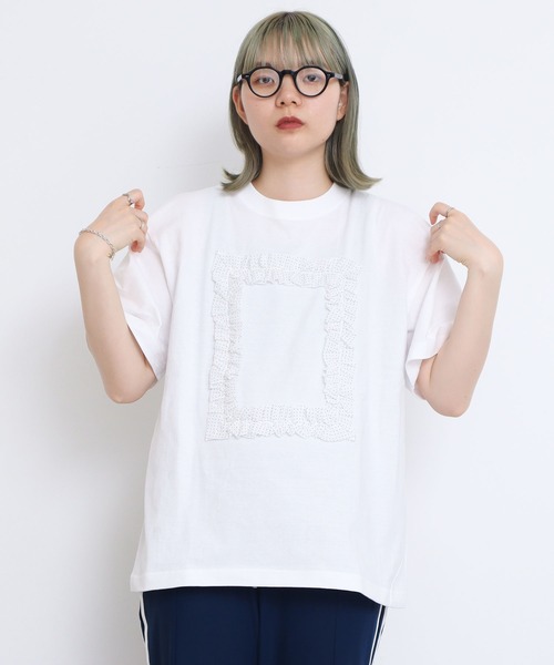 I am I in fact...（アイアムアイインファクト）の「●フリルフレーム　Ｔシャツ（Tシャツ/カットソー・レディース・ブラック/ホワイト・FREE）」の19枚目の写真