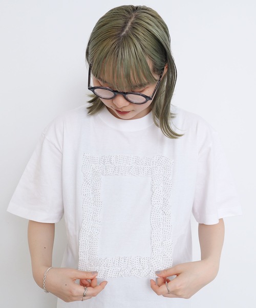 I am I in fact...（アイアムアイインファクト）の「●フリルフレーム　Ｔシャツ（Tシャツ/カットソー・レディース・ブラック/ホワイト・FREE）」の17枚目の写真