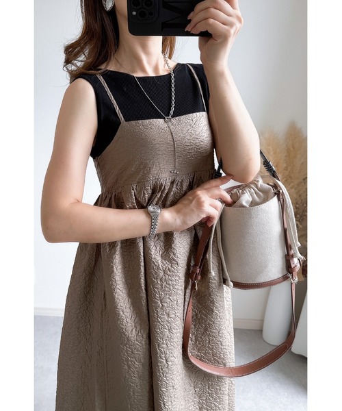 &. NOSTALGIA(アンドドットノスタルジア)の「【ZOZO限定】バッグデザインキャミワンピース(ワンピース・レディース・ブラック系その他/ブラック/グリーン系その他/モカ/ブラック系その他2・M)」の18枚目の写真