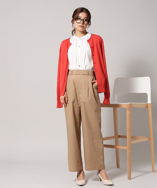 DRESKIP（ドレスキップ）の「◆【イージーケア】さらりと上品で好印象◎ 前開きギャザーネックブラウス（シャツ/ブラウス・レディース・ブラック系/オフホワイト/ホワイト系3/黄緑系/ネイビー/ピンク系・03/04/02）」の9枚目の写真