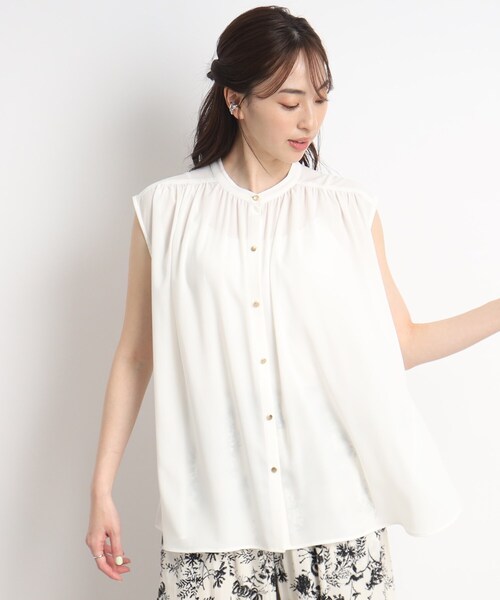 DRESKIP（ドレスキップ）の「◆【イージーケア】さらりと上品で好印象◎ 前開きギャザーネックブラウス（シャツ/ブラウス・レディース・ブラック系/オフホワイト/ホワイト系3/黄緑系/ネイビー/ピンク系・03/04/02）」の14枚目の写真