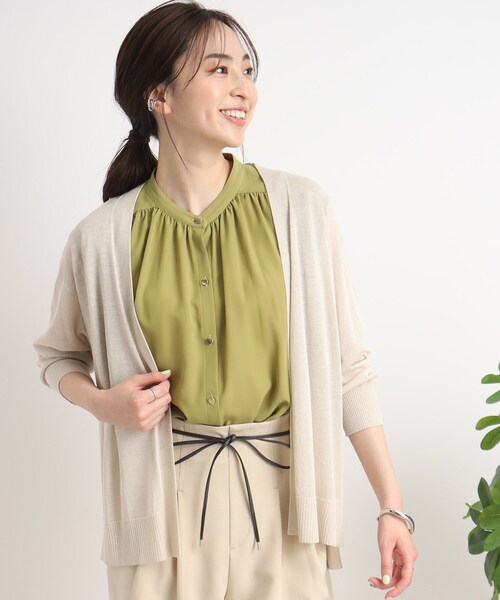 DRESKIP（ドレスキップ）の「◆【イージーケア】さらりと上品で好印象◎ 前開きギャザーネックブラウス（シャツ/ブラウス・レディース・ブラック系/オフホワイト/ホワイト系3/黄緑系/ネイビー/ピンク系・03/04/02）」の22枚目の写真