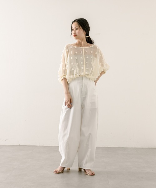 mystic(ミスティック)の「ポンポンフリンジブラウス(シャツ/ブラウス・レディース・アイボリー/ブラック/オフホワイト・FREE)」の5枚目の写真