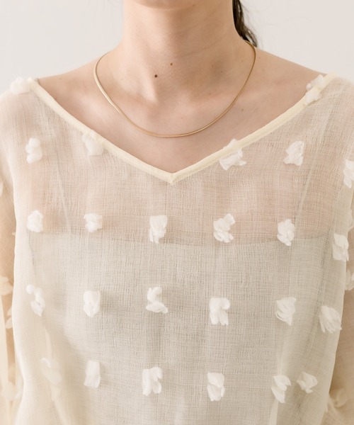 mystic(ミスティック)の「ポンポンフリンジブラウス(シャツ/ブラウス・レディース・アイボリー/ブラック/オフホワイト・FREE)」の18枚目の写真