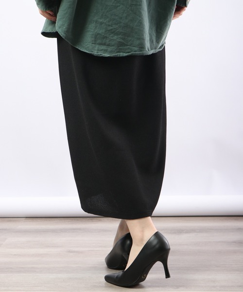 terrace(テラス)の「terrace メランジニット調スリットロングスカート(スカート・レディース・カーキオリーブ/ブラック/ベージュ・M)」の5枚目の写真