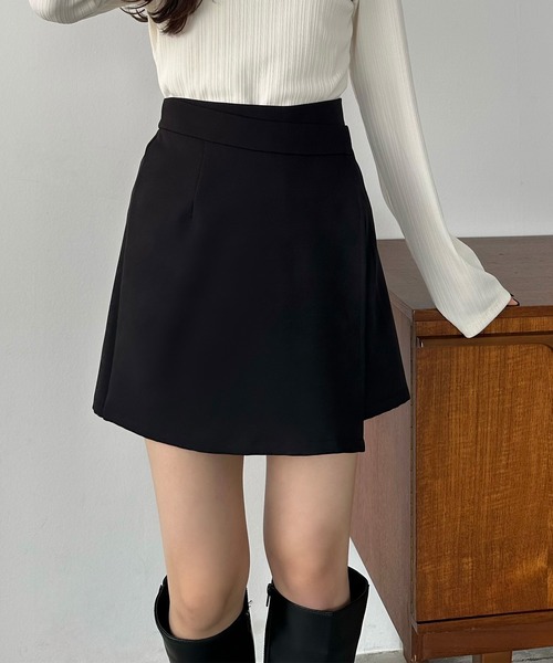 callautia（カラウティア）の「ラップスカート風ショートパンツ