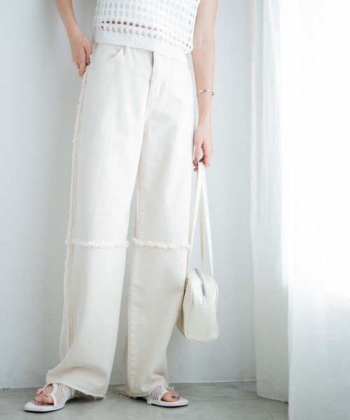 WEGO(ウィゴー)の「WEGO/フリンジバギーパンツ(デニムパンツ・レディース・オフホワイト/ライトインディゴブルー・SMALL/MEDIUM)」の13枚目の写真