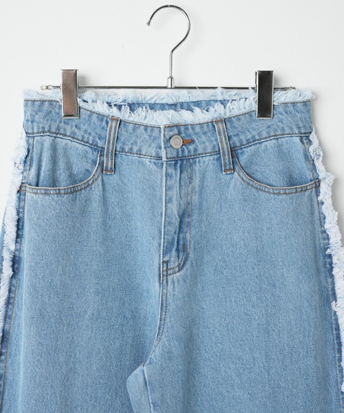 WEGO(ウィゴー)の「WEGO/フリンジバギーパンツ(デニムパンツ・レディース・オフホワイト/ライトインディゴブルー・SMALL/MEDIUM)」の18枚目の写真