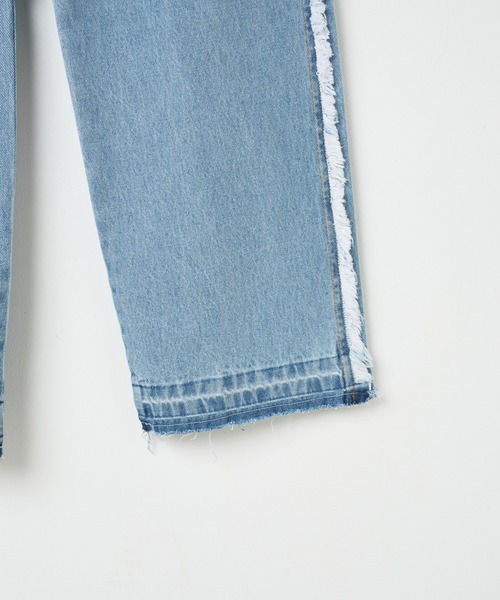 WEGO(ウィゴー)の「WEGO/フリンジバギーパンツ(デニムパンツ・レディース・オフホワイト/ライトインディゴブルー・SMALL/MEDIUM)」の5枚目の写真