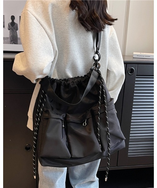 Burner(バーナー)の「【OKUOKU 0909】2WAY ポケット付き ショルダーバッグ oku-bag-713560313857-28 M(ショルダーバッグ・レディース・ブラック・FREE)」の7枚目の写真