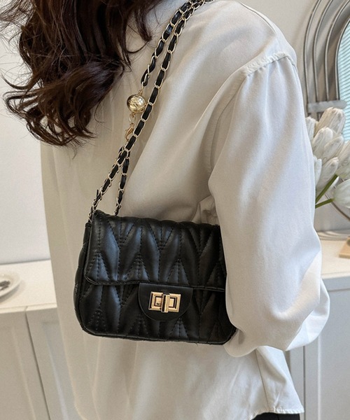 shopnikoniko(ショップニコニコ)の「キルティング ショルダーバッグ チェーンバッグ ミニ(ショルダーバッグ・レディース・ピンク/ホワイト/ブラック/イエロー・フリー)」の10枚目の写真