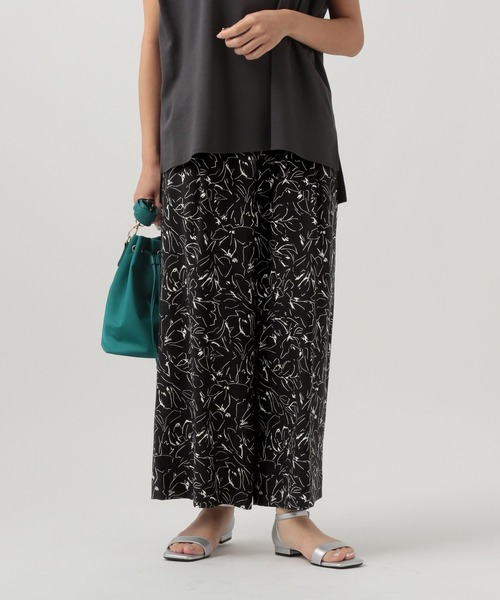 Elura（エルーラ）の「【小柄サイズ Elkotona】コトナサラサラサマーワイドパンツ（その他パンツ・レディース・ネイビー/ブラック/ホワイト/ダークネイビー/グリーン系その他/ブラック系その他/カーキ/ブルー系その他6/グレー系その他7・SMALL/MEDIUM）」の5枚目の写真