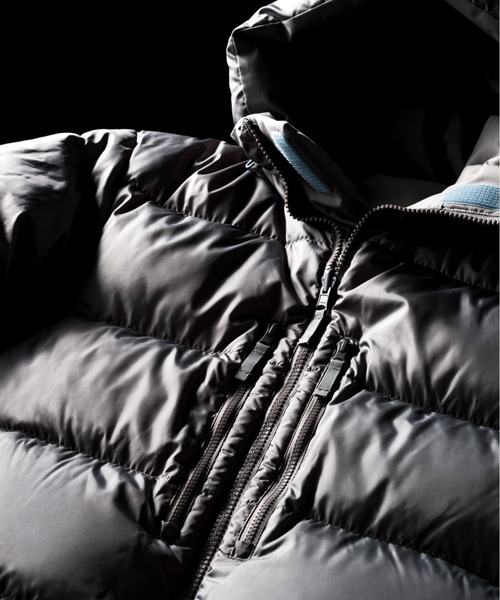 BEAMS(ビームス)の「ワイドフィット Dermizax (TM) リバーシブル ダウンジャケット(ダウンジャケット/コート・メンズ・グレー/ブラック/ベージュ/オリーブ・L/XL/M/S)」の5枚目の写真