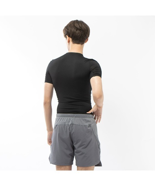 Reebok（リーボック）の「ショートスリーブ コンプ Tシャツ / SHORT SLEEVE COMP TEE（Tシャツ/カットソー・メンズ・ブラック・X-SMALL/LARGE/X-LARGE/MEDIUM/SMALL/XX-LARGE）」の3枚目の写真