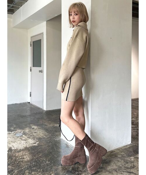 EMODA（エモダ）の「チューズラインロゴスカート【セットアップ着用可能】（スカート・レディース・ブラック/グリーン/ベージュ/ネイビー・FREE）」の21枚目の写真