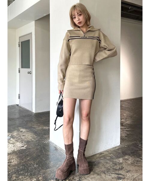 EMODA（エモダ）の「チューズラインロゴスカート【セットアップ着用可能】（スカート・レディース・ブラック/グリーン/ベージュ/ネイビー・FREE）」の22枚目の写真