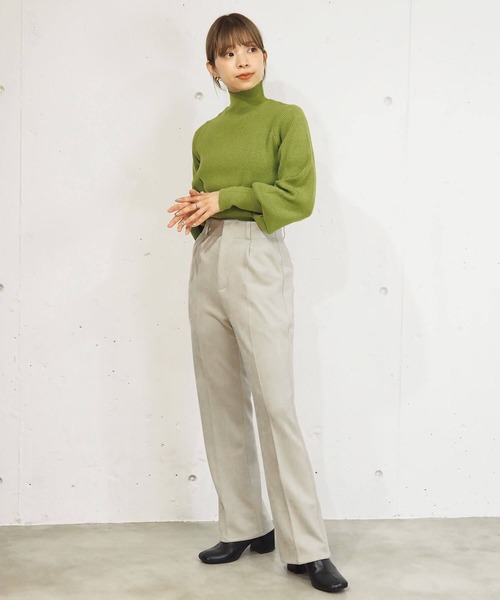 tiptop(ティップトップ)の「【2サイズ展開/web限定Sサイズあり】スエポンセンタープレスセミフレアパンツ(スラックス・レディース・チャコールグレー/ブルー/アイボリー/ブラック・S/M)」の9枚目の写真