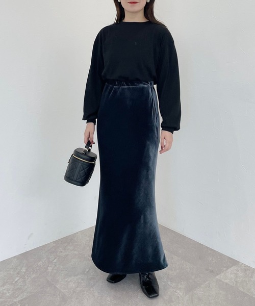 mysty woman（ミスティウーマン）の「ロゴ刺繍ロンT　986353（Tシャツ/カットソー・レディース・ブラック/オフホワイト/ライトベージュ・FREE）」の11枚目の写真