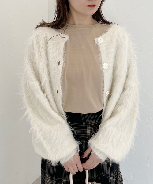 mysty woman（ミスティウーマン）の「ロゴ刺繍ロンT　986353（Tシャツ/カットソー・レディース・ブラック/オフホワイト/ライトベージュ・FREE）」の15枚目の写真