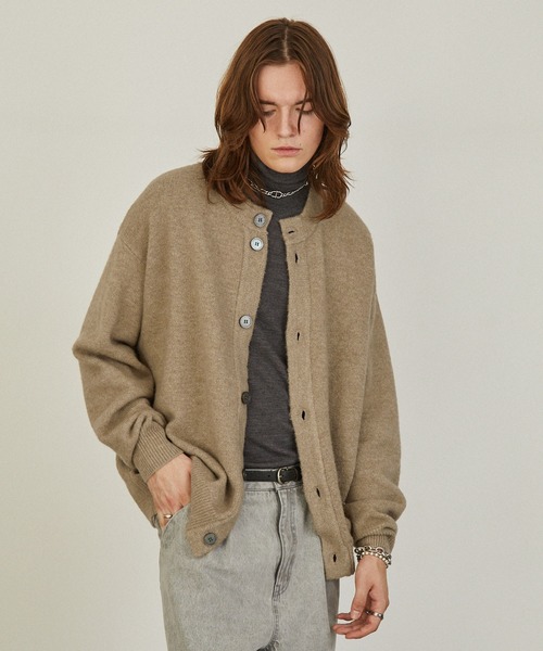 EMMA CLOTHES（エマクローズ）の「ウール混ブークレヤーン オーバーサイズクルーネックニットカーディガン EMMA CLOTHES（カーディガン/ボレロ・メンズ・アイボリー/ブルー/ブラック/ベージュ・L/M）」の13枚目の写真