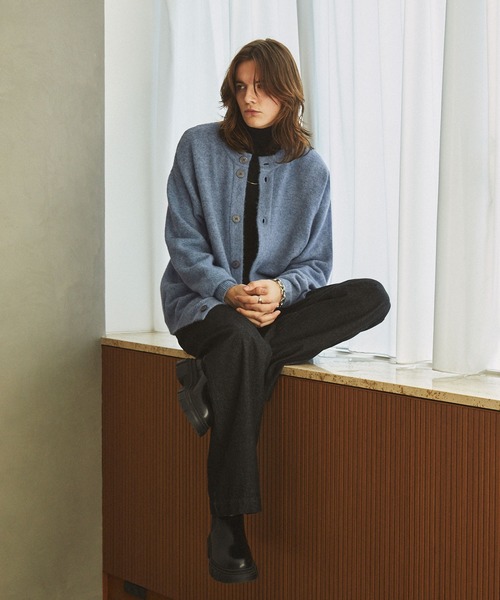 EMMA CLOTHES（エマクローズ）の「ウール混ブークレヤーン オーバーサイズクルーネックニットカーディガン EMMA CLOTHES（カーディガン/ボレロ・メンズ・アイボリー/ブルー/ブラック/ベージュ・L/M）」の19枚目の写真