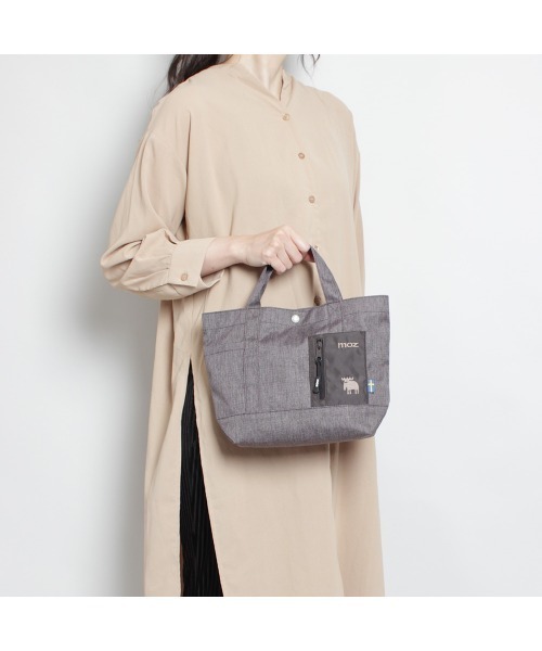 moz(モズ)の「【公式】moz モズ ポイント 沢山 荷物 を すっきり 収納 通勤 や お出かけ サブバッグ に 大活躍(トートバッグ・レディース・グリーン/ホワイト/グレー/ブラック/オレンジ/ネイビー・ONE SIZE)」の4枚目の写真