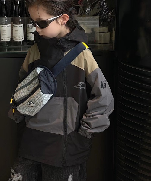 aimoha(アイモハ)の「【aimoha-KIDS-】子供服 温かい裏地付け配色パーカー(パーカー・キッズ・グリーン/ブラック/ダークグレー・110/120/130/150/140)」の2枚目の写真