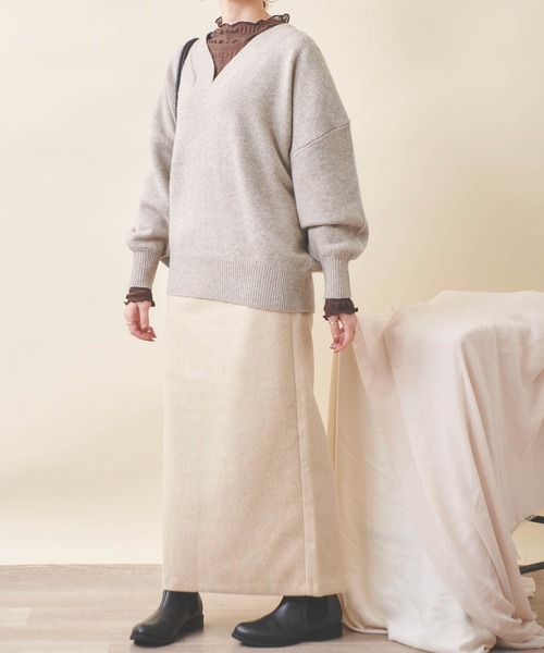 mil(ミル)の「【150㎝前後の小柄さんサイズ】デザインネックニット【洗える・淡色カラー】(ニット/セーター・レディース・ダークブラウン/グレー/オートミール・S/XS)」の8枚目の写真