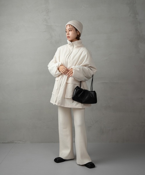 Amiur（エミレ）の「minimal tuck bag / ミニマルタックバッグ（ショルダーバッグ・レディース・ブラック/キャメル・FREE）」の4枚目の写真