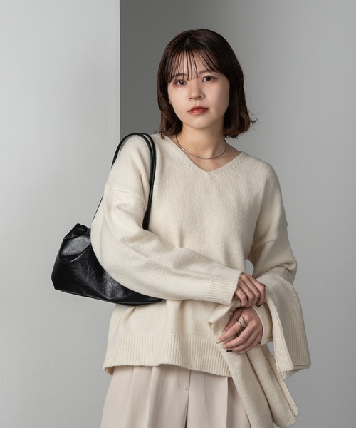 Amiur（エミレ）の「minimal tuck bag / ミニマルタックバッグ（ショルダーバッグ・レディース・ブラック/キャメル・FREE）」の13枚目の写真