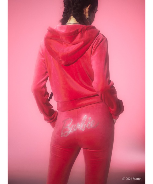 PAMEO POSE（パメオポーズ）の「【Barbie】Barbie(TM) Velor Hoodie