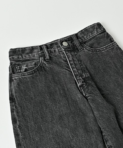 EAST END HIGHLANDERS(イーストエンドハイランダーズ)の「East End Highlanders / ワイドバギーデニムパンツ<100-120cm>(デニムパンツ・キッズ・ブラック/ブルー・120/110/100)」の6枚目の写真
