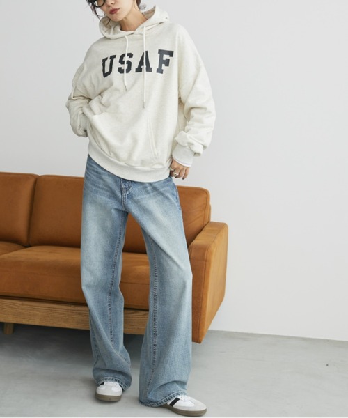 Auntie Rosa Holiday（アンティローザホリデー）の「裏毛カレッジロゴプルオーバー/フーディー（パーカー・レディース・イエロー/チャコールグレー/グレー/ナチュラル・FREE）」の8枚目の写真