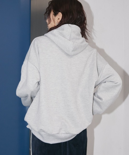 Auntie Rosa Holiday（アンティローザホリデー）の「裏毛カレッジロゴプルオーバー/フーディー（パーカー・レディース・イエロー/チャコールグレー/グレー/ナチュラル・FREE）」の20枚目の写真