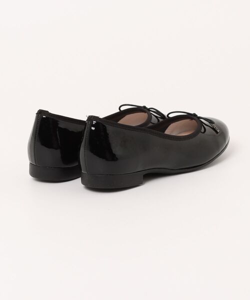 Bridget Birkin(ブリジットバーキン)の「【Bridget Birkin】ラウンドトゥリボンレインフラットパンプス(544010)(レインシューズ・レディース・ブラック/ベージュ/ライトベージュ・22.5/23/23.5/24/24.5)」の4枚目の写真