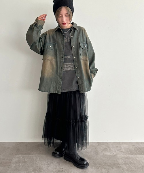 apres jour mignon(アプレジュールミニョン)の「オーバーダイデニムシャツ【ZOZOTOWN限定アイテム】(シャツ/ブラウス・レディース・ブラック/インディゴブルー/ブルー・X-LARGE/フリー)」の22枚目の写真